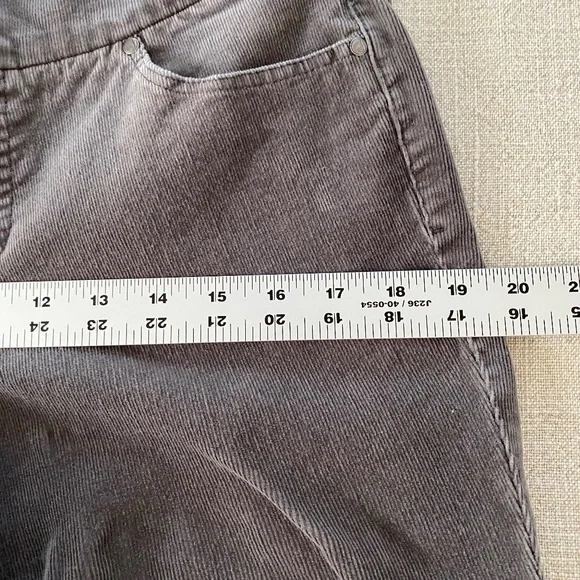 JAG High-Rise Straight Leg Pull-On Stretch Corduroy Pant in Gray - Size 8 - Picture 6 of 16